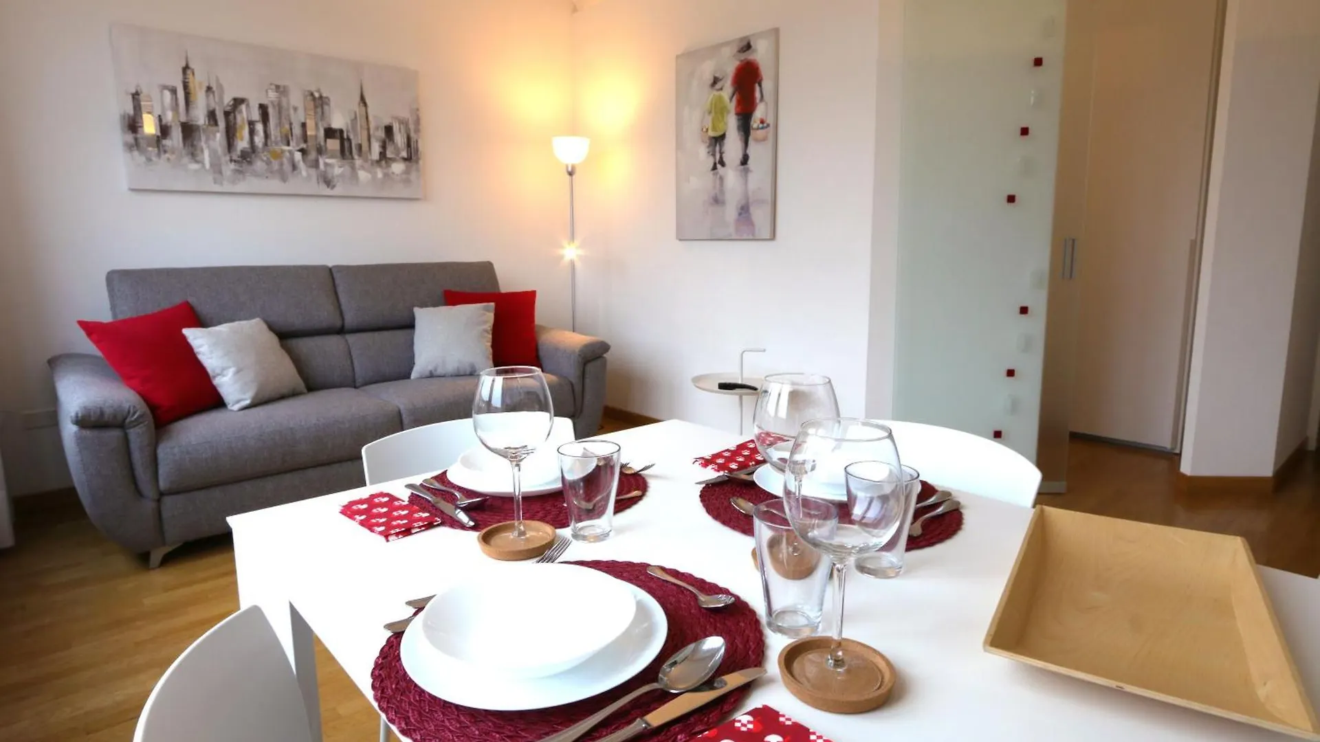 Brera Apartment Con Posto Auto Gratuito Mailand Italien