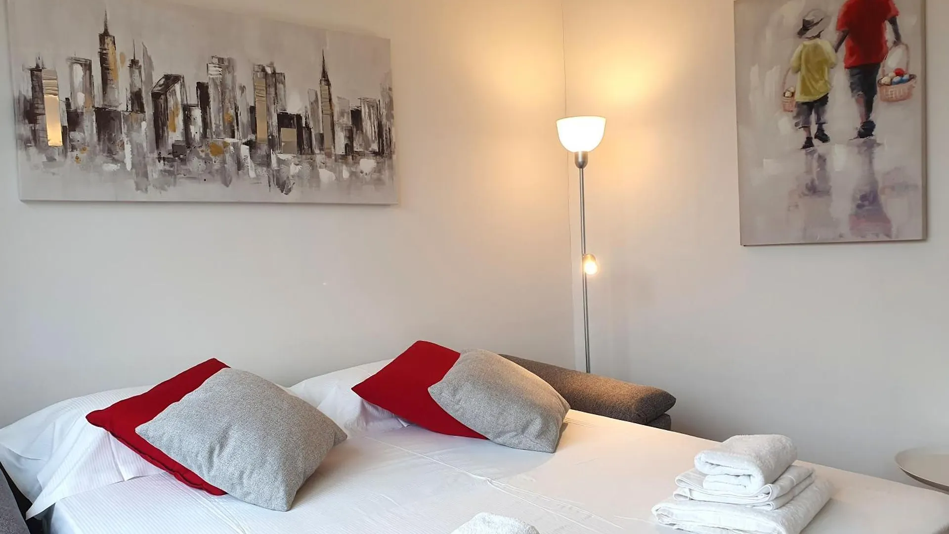 Brera Apartment Con Posto Auto Gratuito Mailand